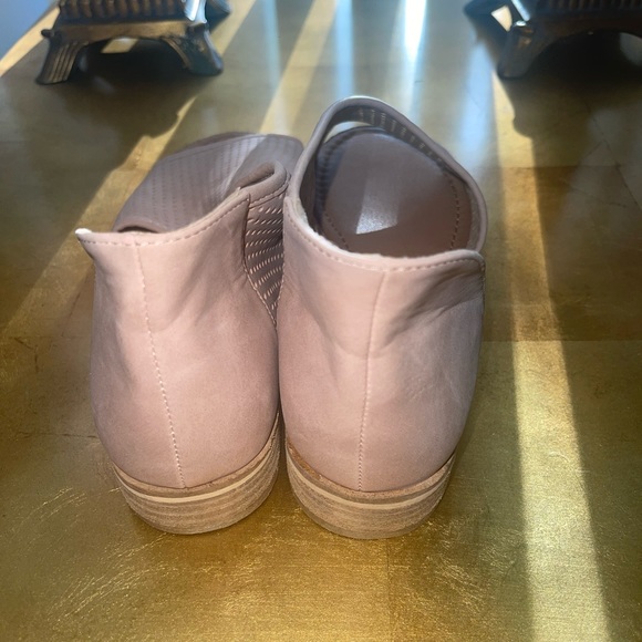 Brand new shoes - Picture 3 of 3